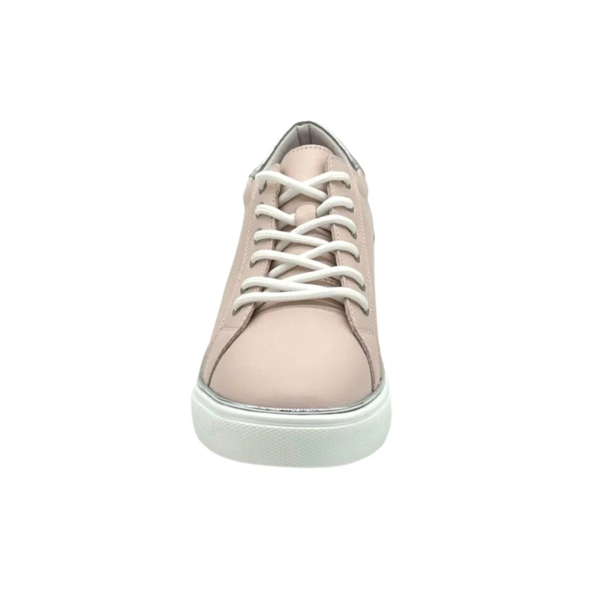 92FC16 Lace Up Leather Sneaker