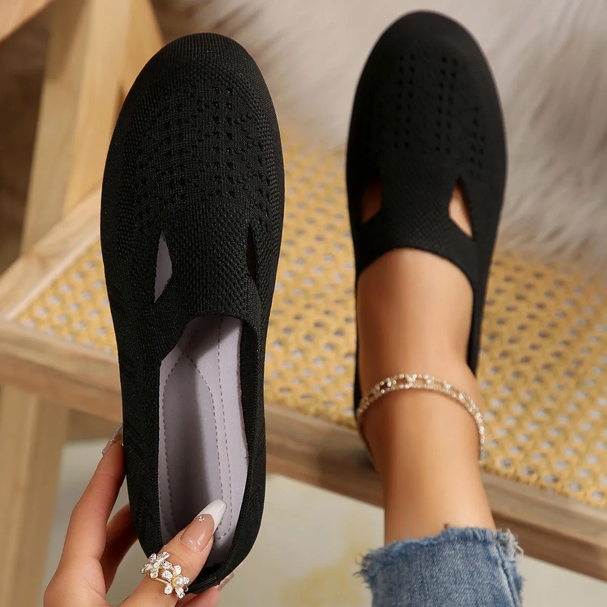 Breathable Mesh Round Toe Flat Slip-Ons