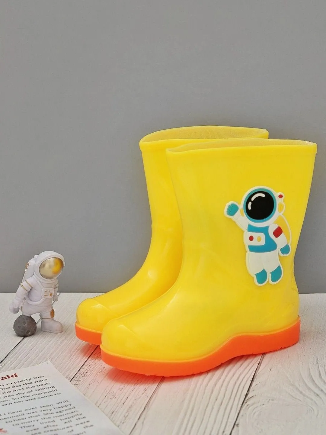 Cosmic Explorer Yellow Space Astronaut Rain Boots For Boys