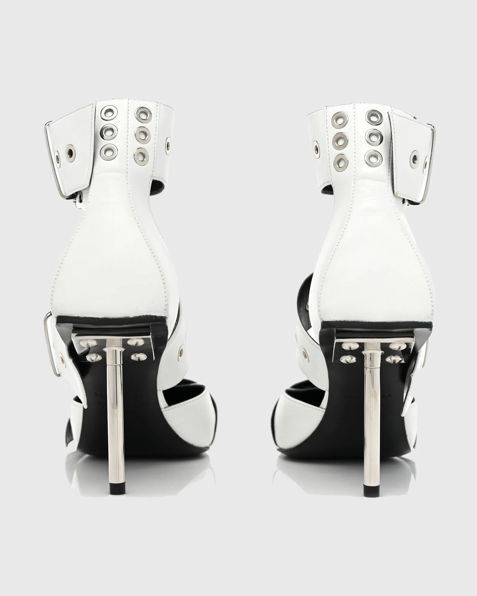 Diana Buckle Leather Pumps In White