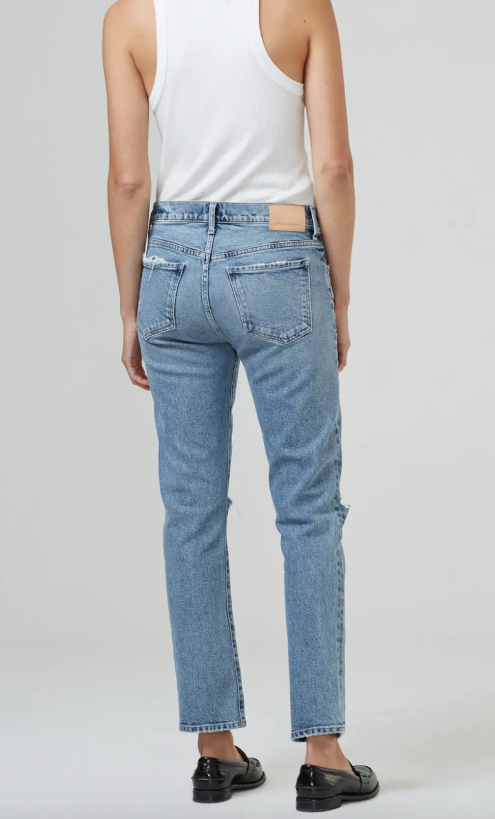 Emerson Mid Rise Relaxed Fit Jeans in Freeport
