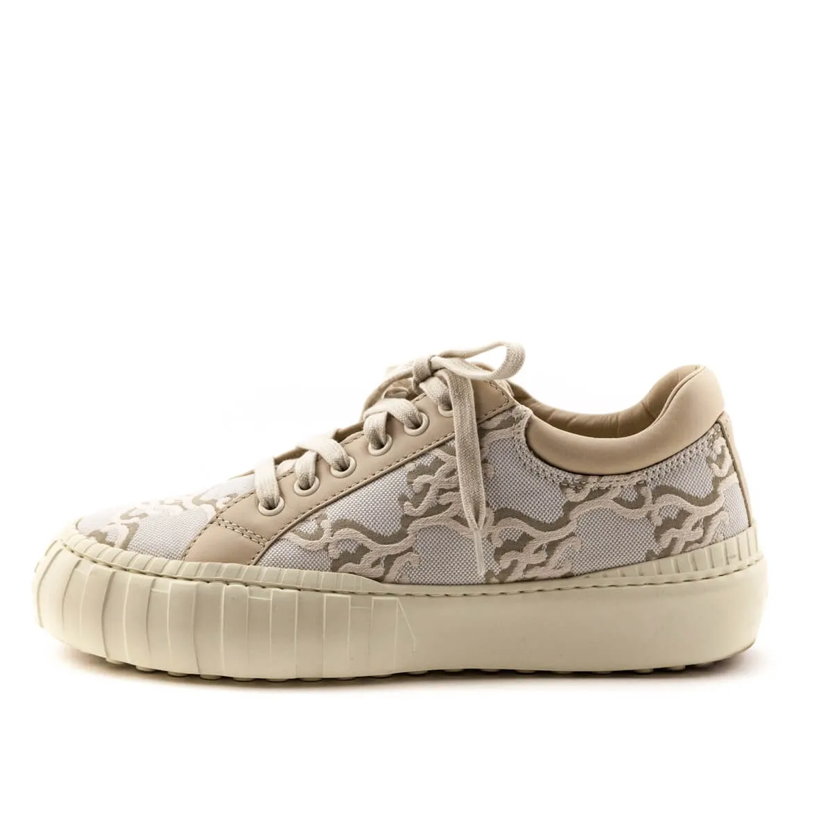 Fendi White FF Karligraphy Low Top Sneakers Size US 9 | EU 39