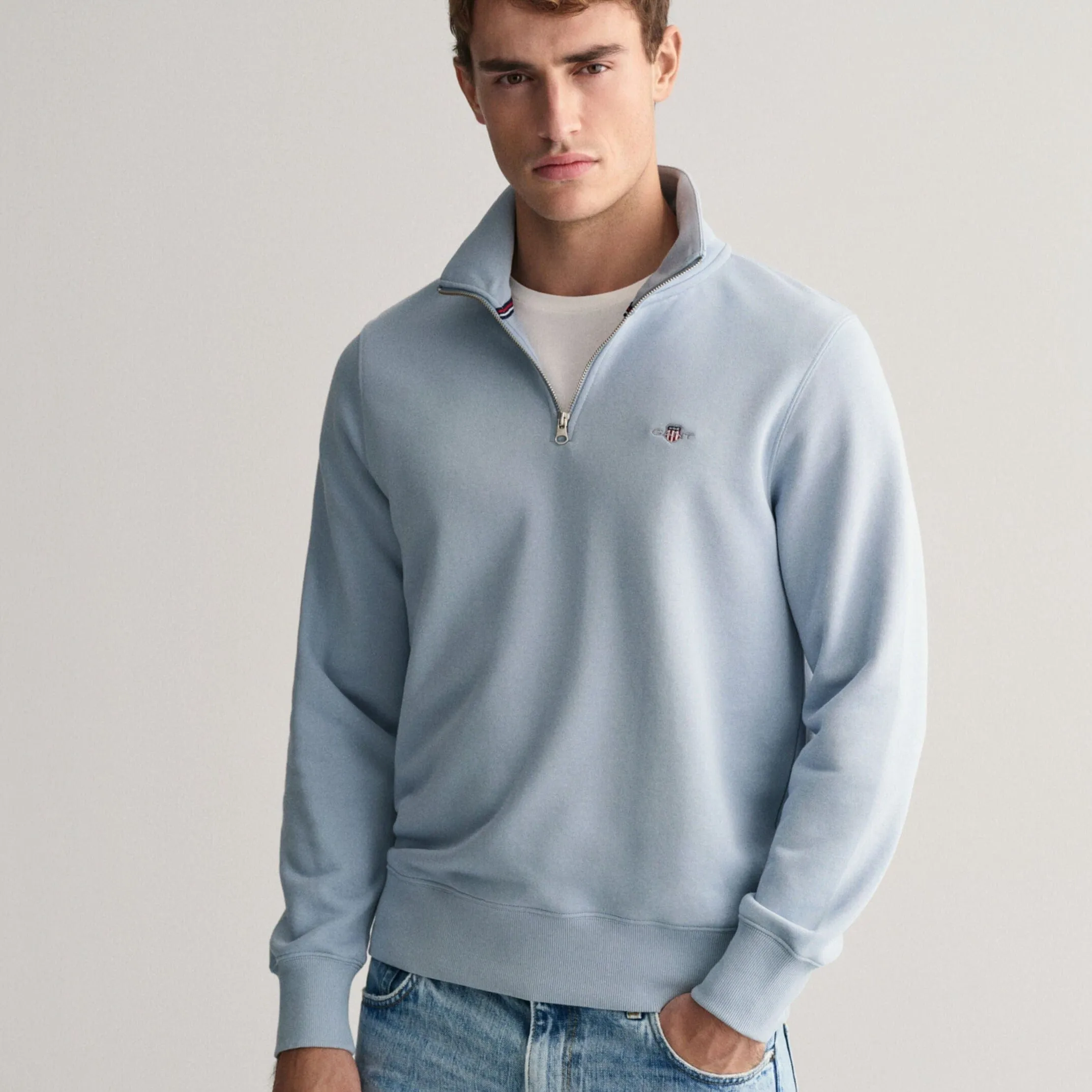 Gant Shield Half-Zip Sweatshirt in Dove Blue