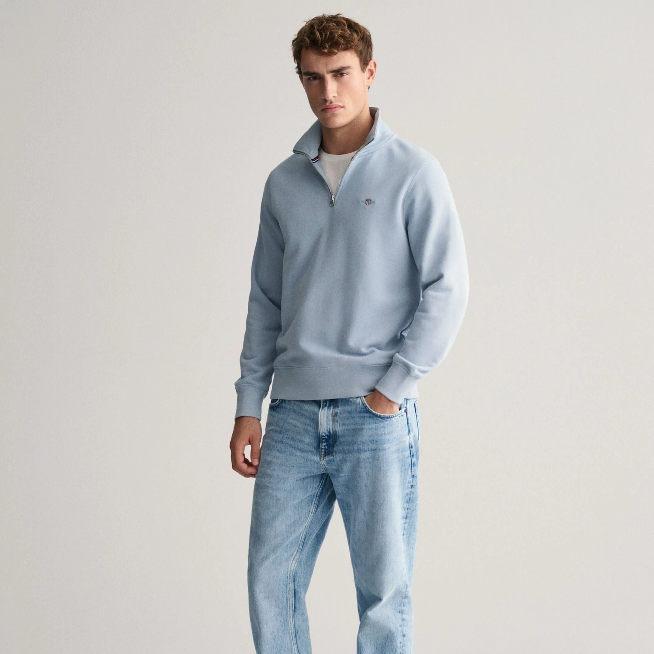 Gant Shield Half-Zip Sweatshirt in Dove Blue