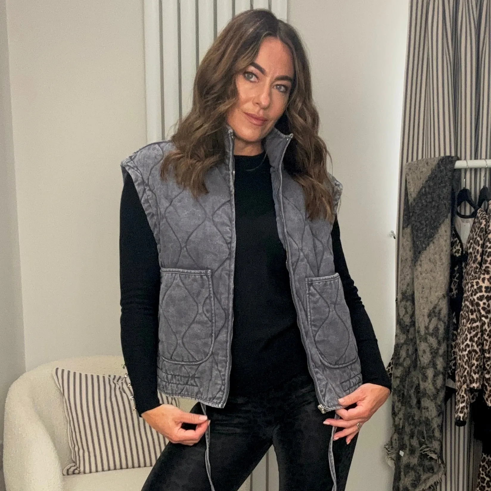 GREY QUILTED GILET