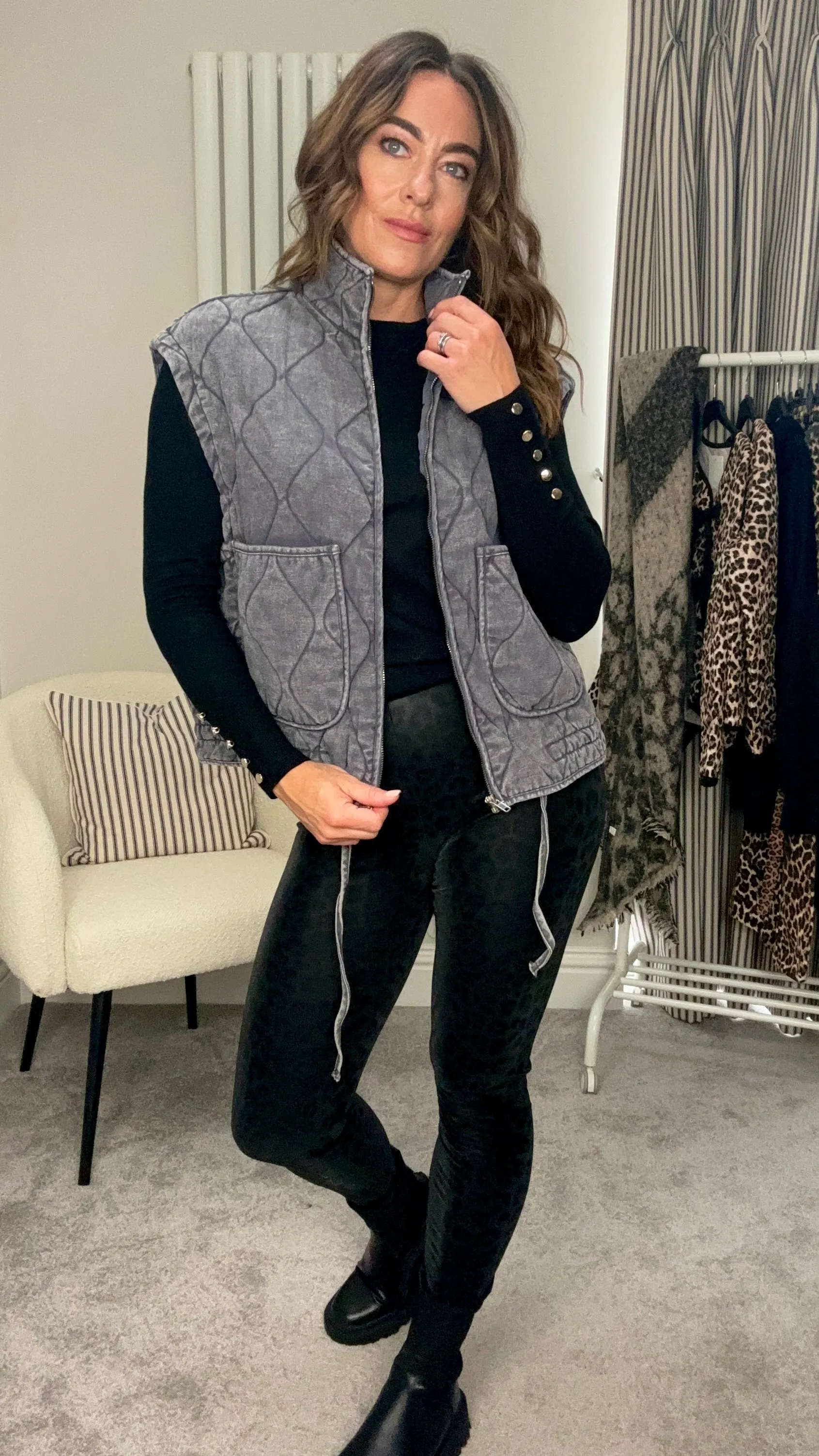 GREY QUILTED GILET