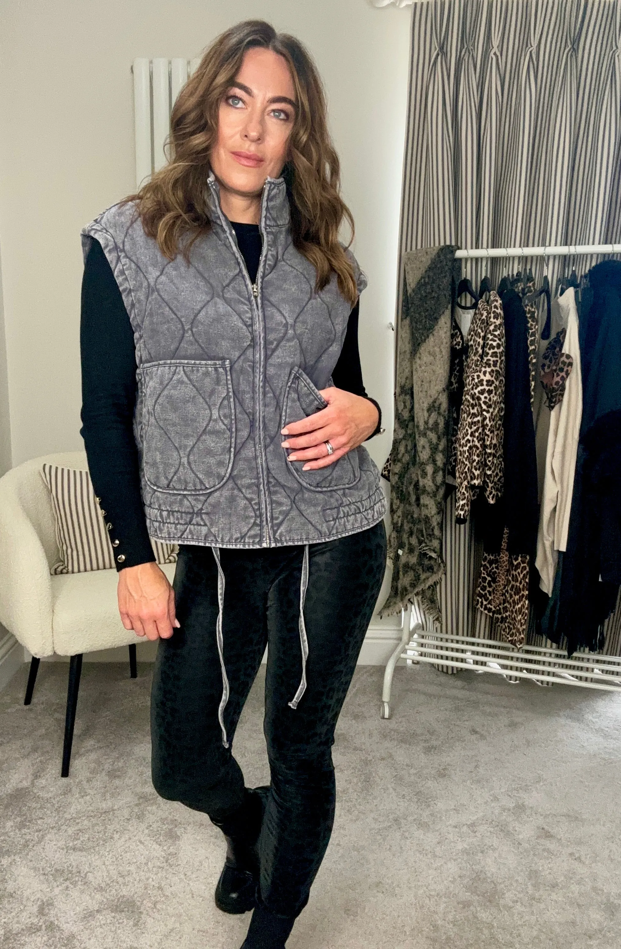 GREY QUILTED GILET