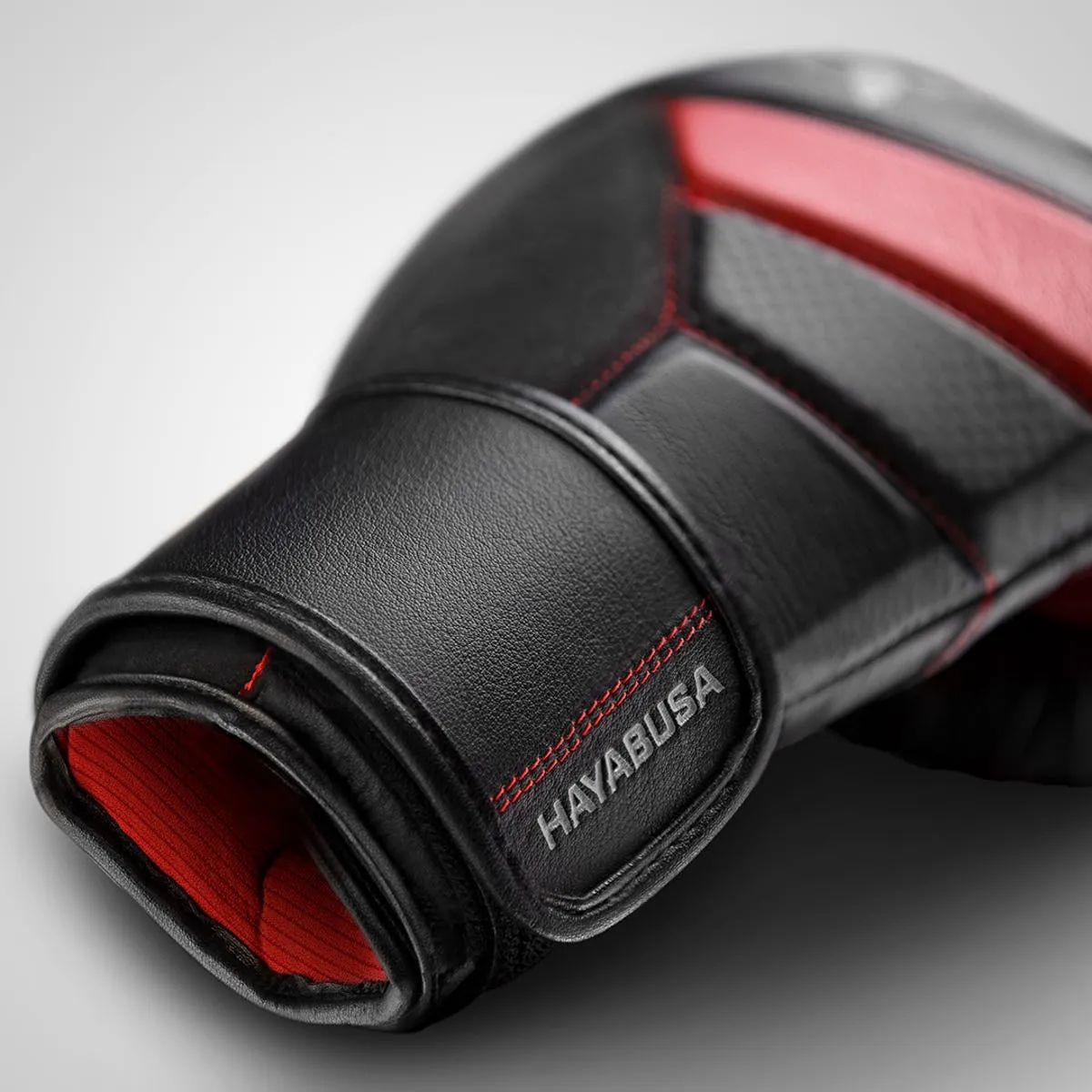 HAYABUSA T3 BOXING GLOVES - BLACK/RED