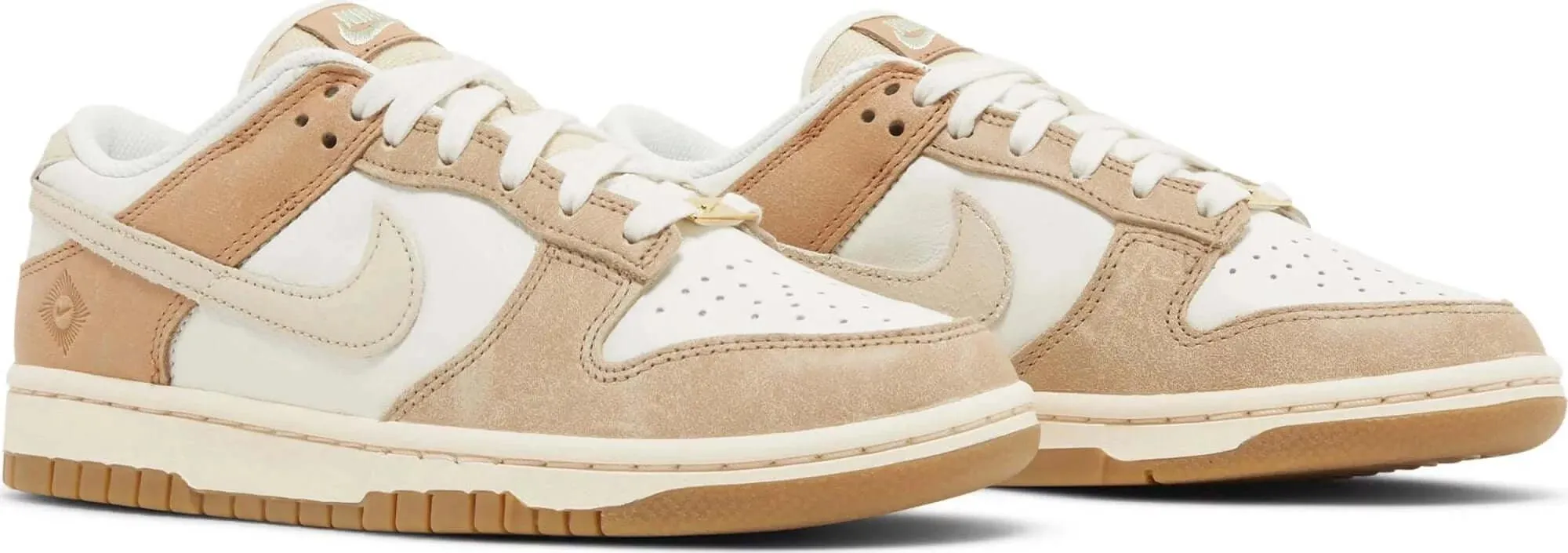 Nike Dunk Low SE 'Australia' (W)