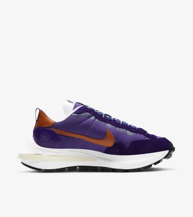 Nike x Sacai Vaporwaffle 'Dark Iris'