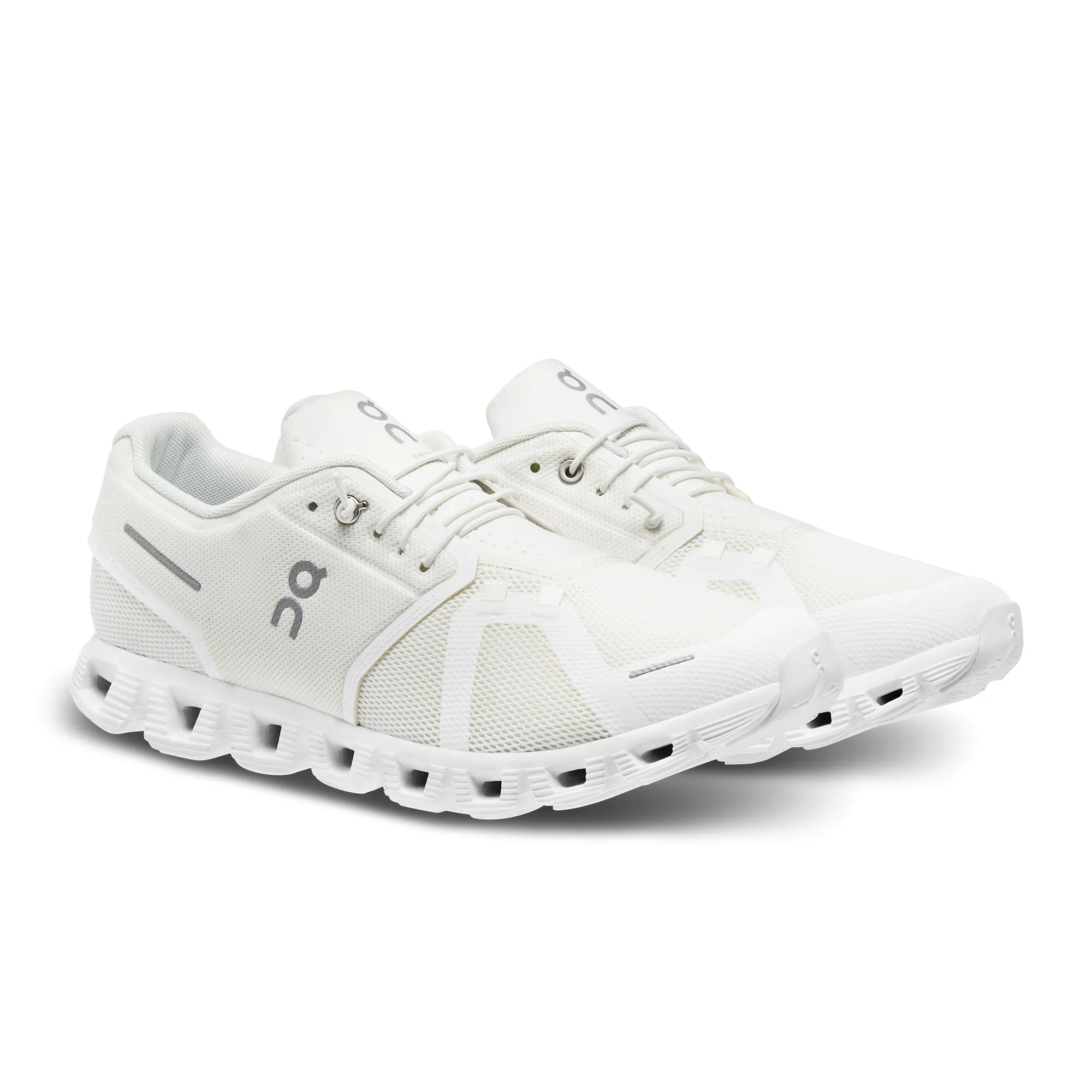 On Running Women's Cloud 5 in Undyed White