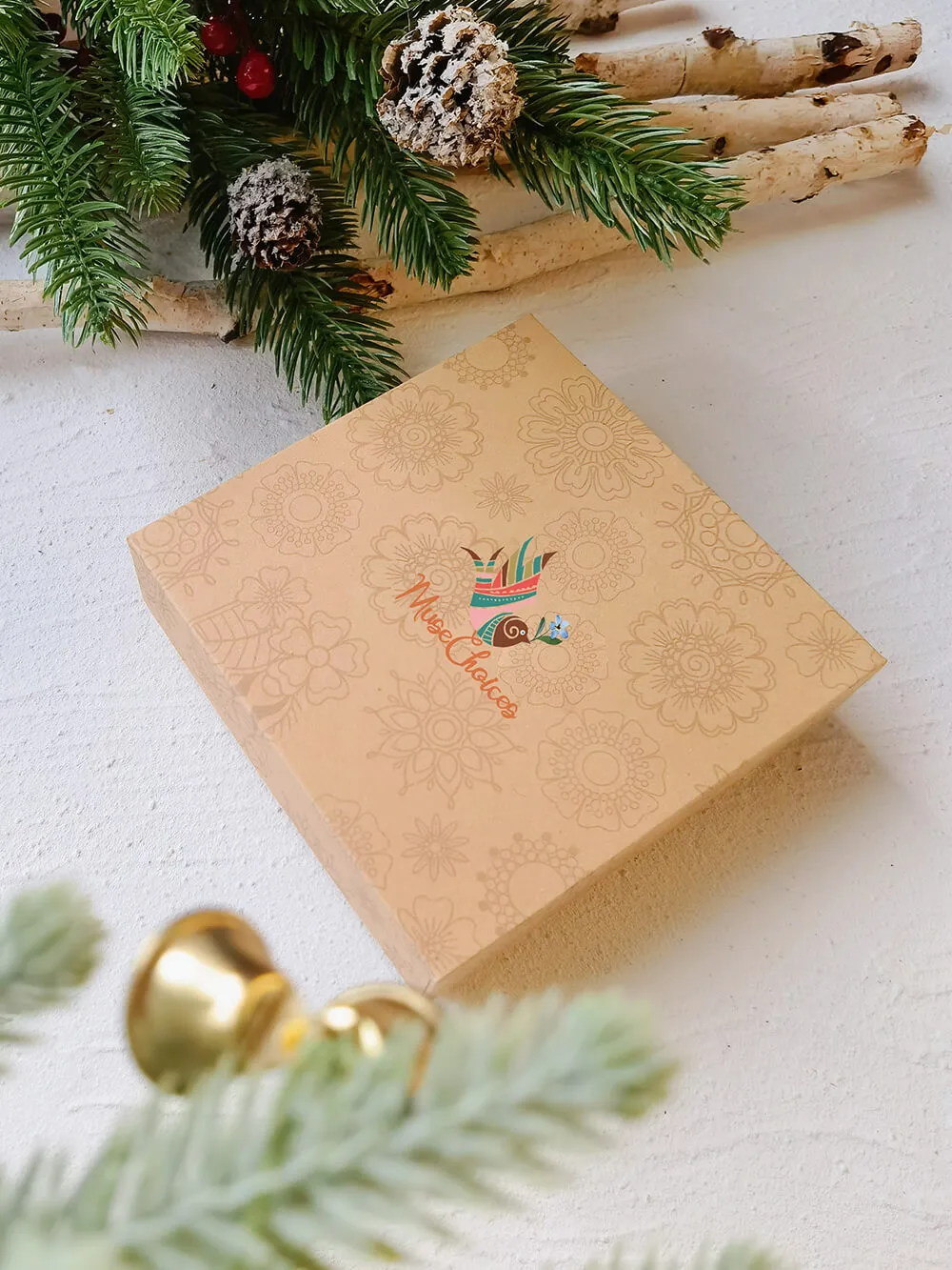 Resin Pressed Flower Necklaces - Gold Foil Tulip & Ferns