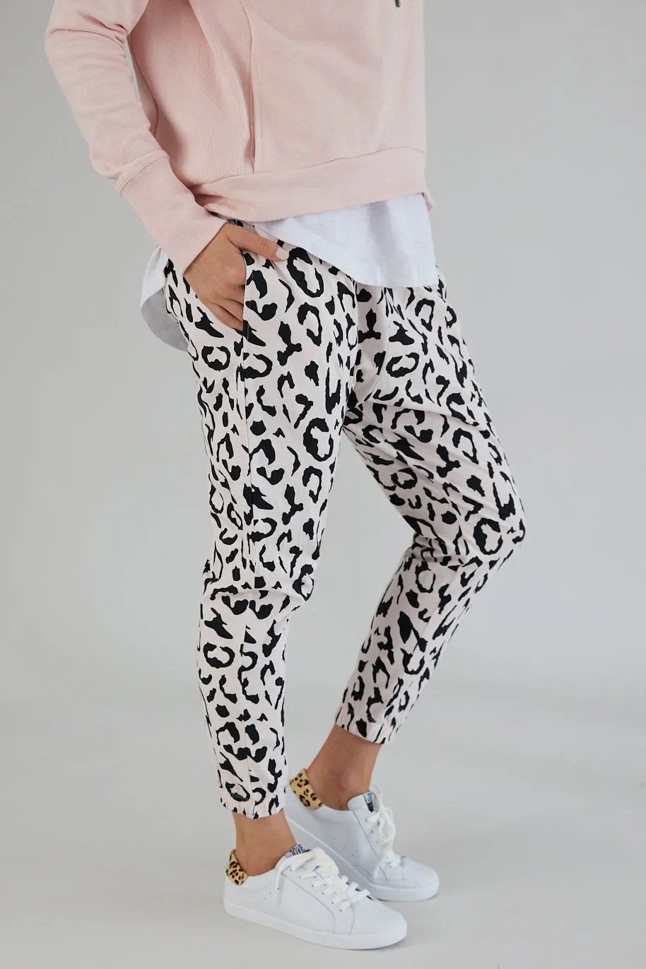 Sadie Pants - Soft Pink Leopard