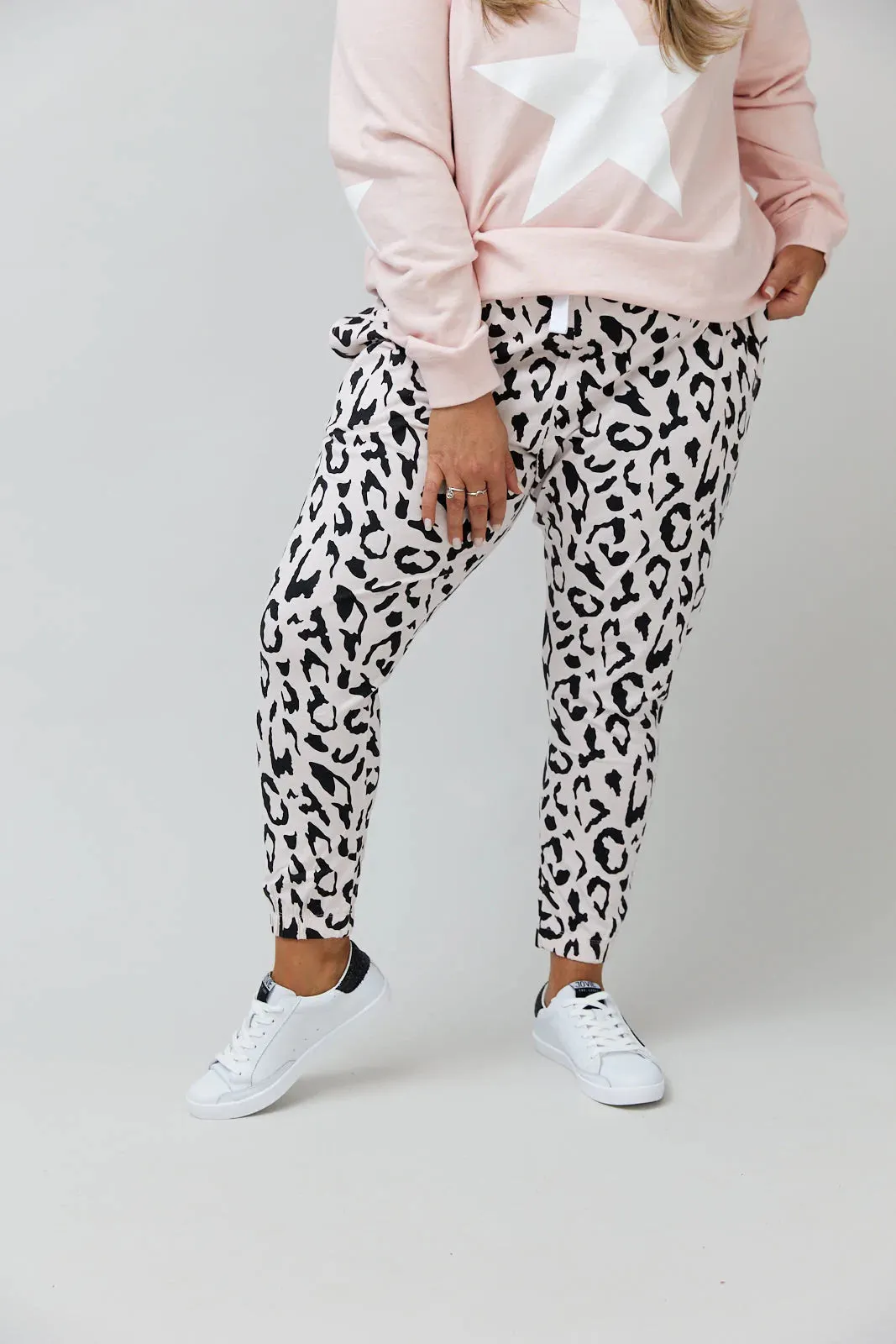 Sadie Pants - Soft Pink Leopard