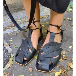 SHR Wind black leather sandals