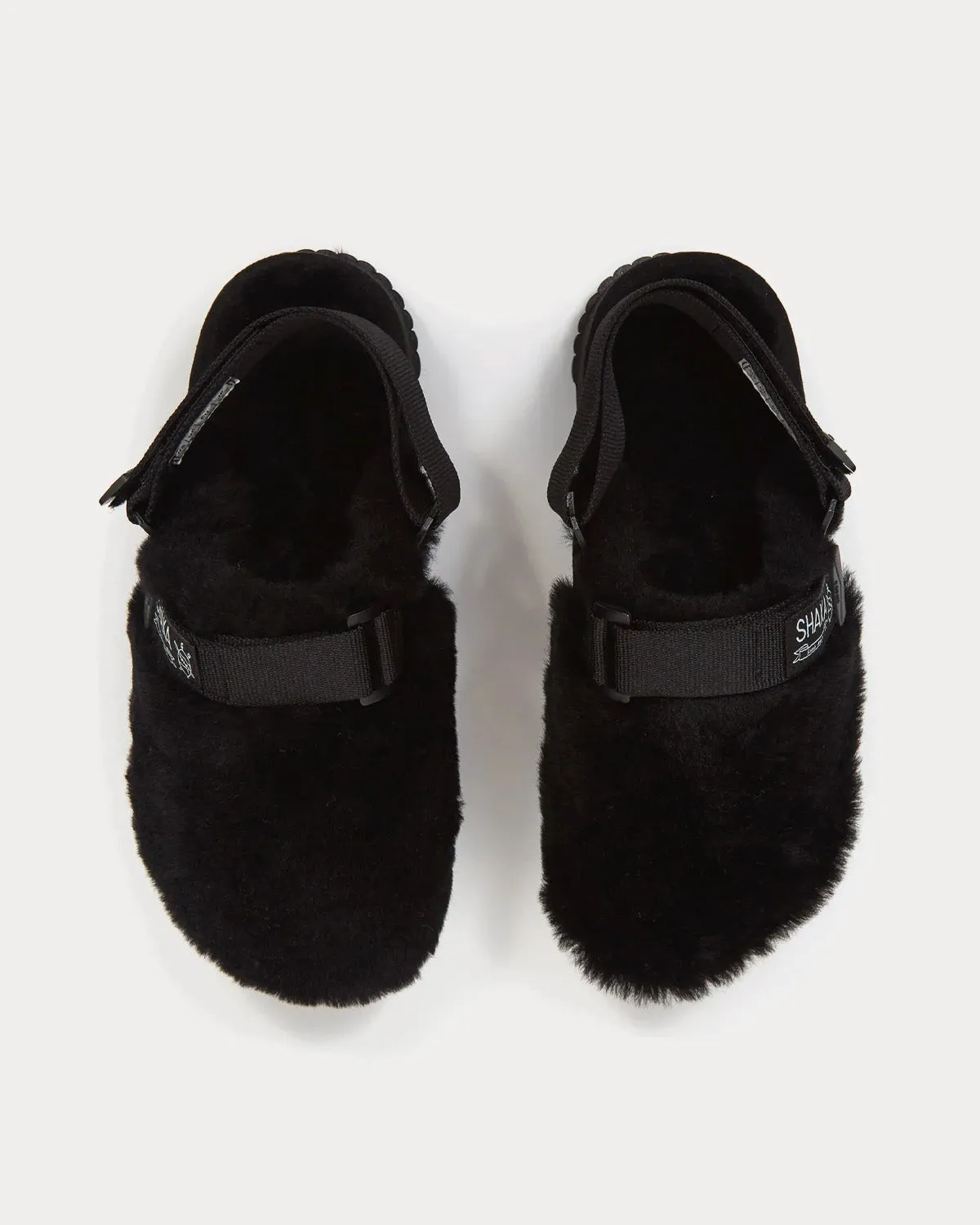 Snug Clog Mouton Black Slip Ons