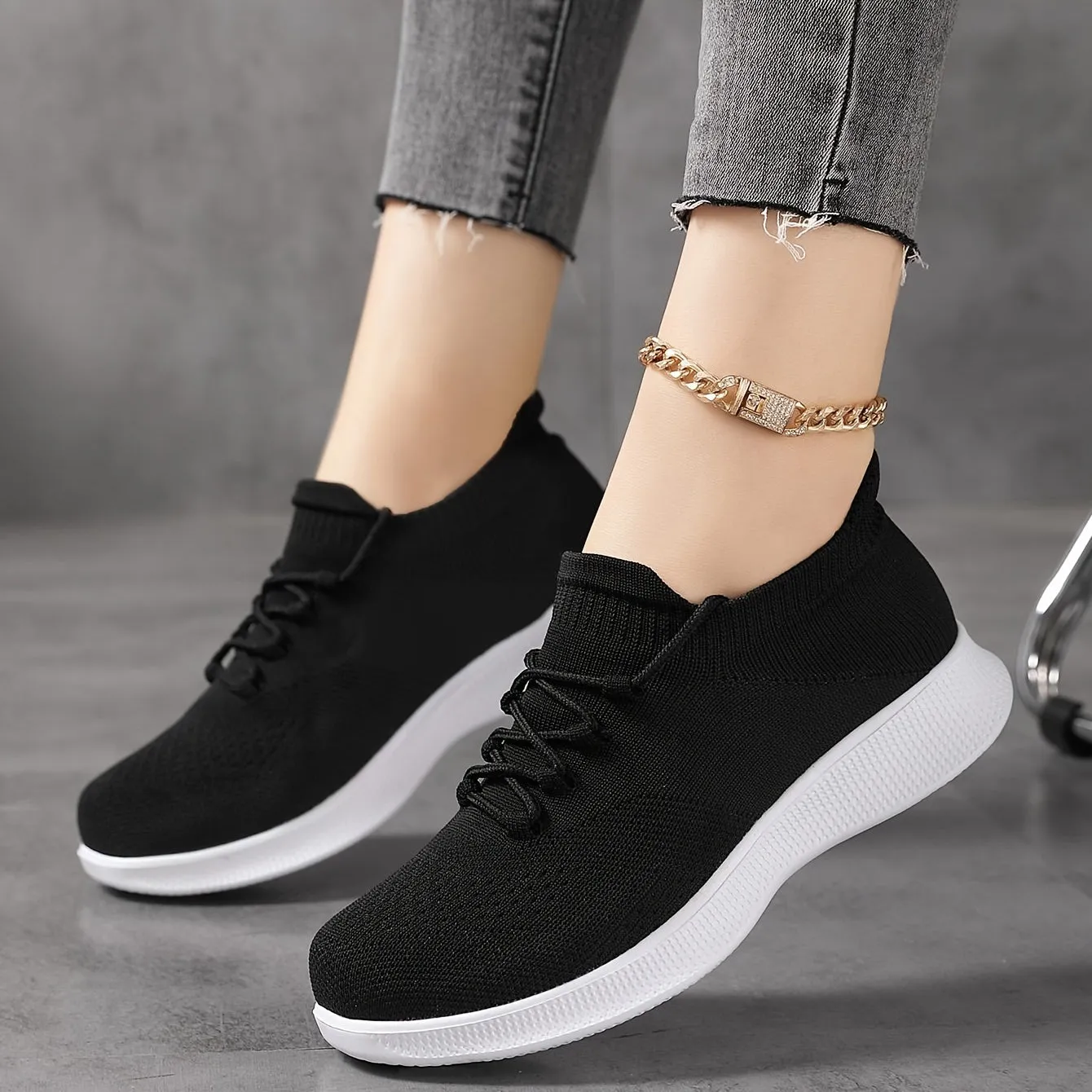 Ultra Lightweight Knit Sneakers for Everyday Comfort and Style