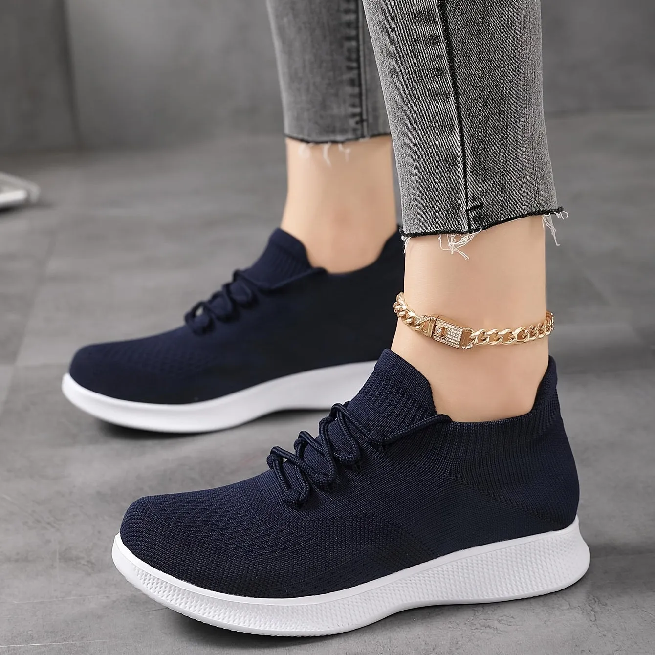Ultra Lightweight Knit Sneakers for Everyday Comfort and Style