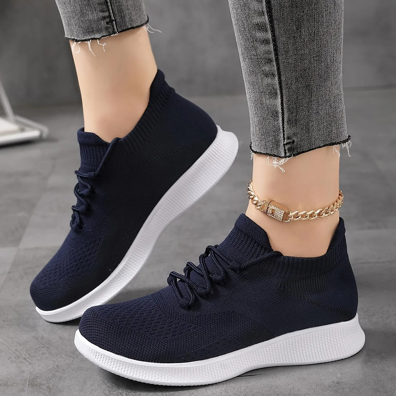 Ultra Lightweight Knit Sneakers for Everyday Comfort and Style