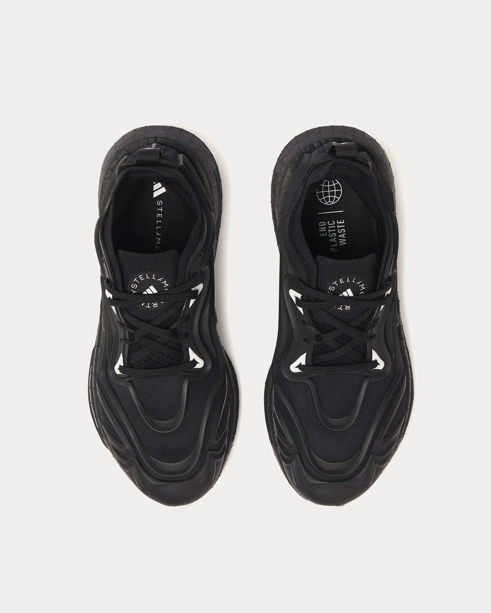 UltraBOOST Speed Core Black / White Running Shoes