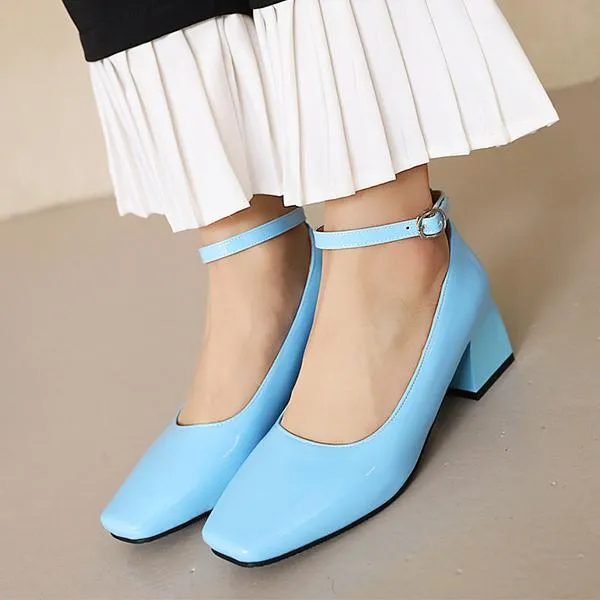 Women's Retro Belt Buckle Chunk Heels Mary Jane 76193887S